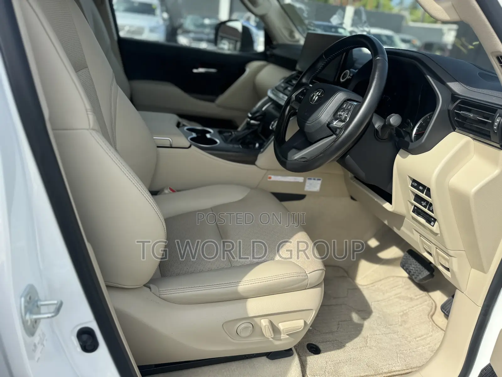 Toyota Land Cruiser 3.3 Diesel 4WD 2022 White