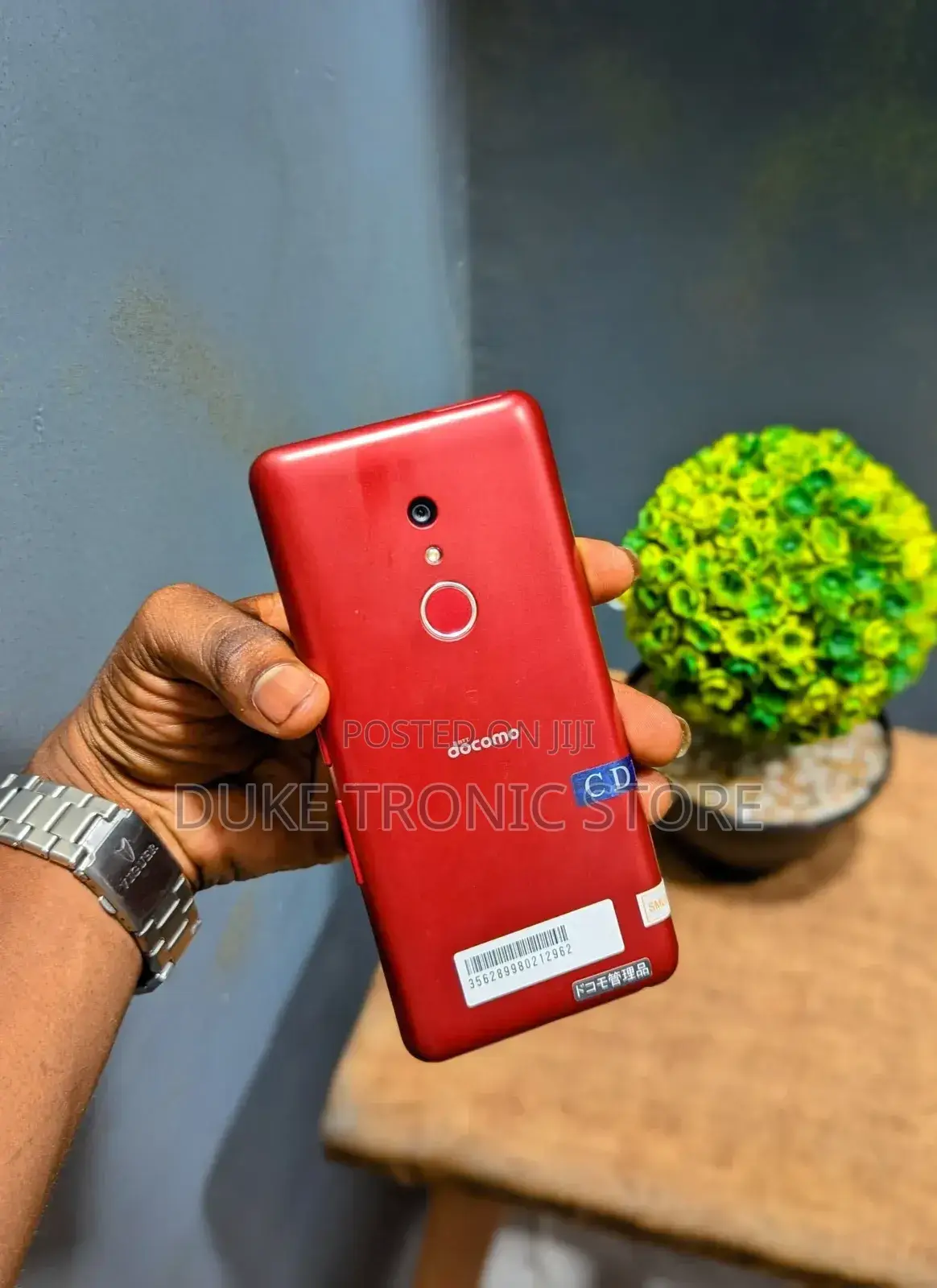 Fujitsu Arrows NX F-06E 64 GB Red