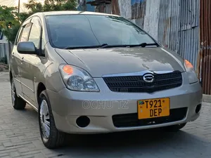 Toyota Corolla Spacio 2002 Gold