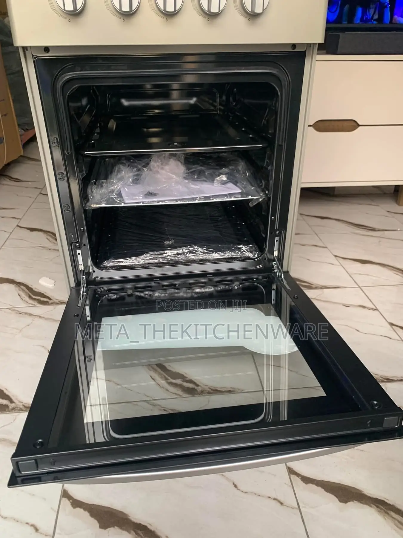 Midea Cooker 3 Gas 1 Electric Hob + Electric Oven 50x55cm