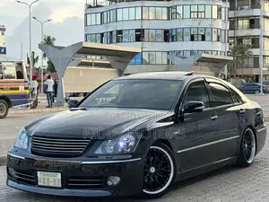 Toyota Crown Royale 2005 Black
