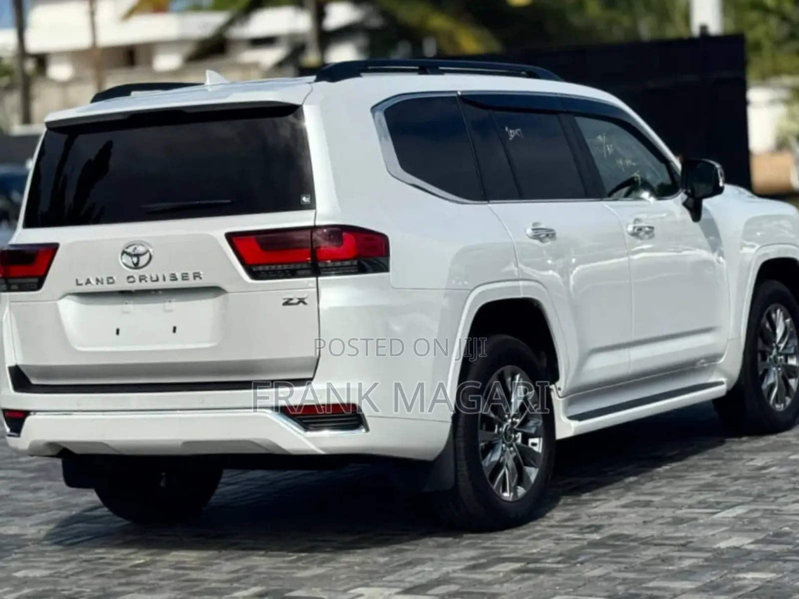 Toyota Land Cruiser 3.3 Diesel 4WD 2022 White