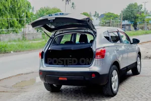 Nissan Dualis 2009 Gray