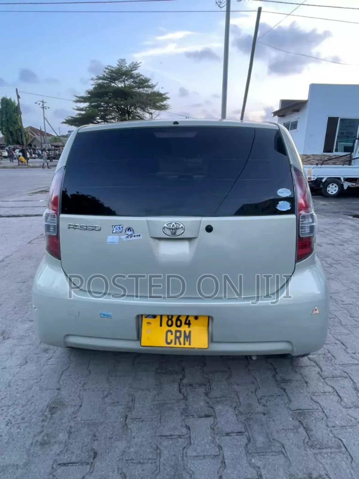 Toyota Passo 2004 Silver