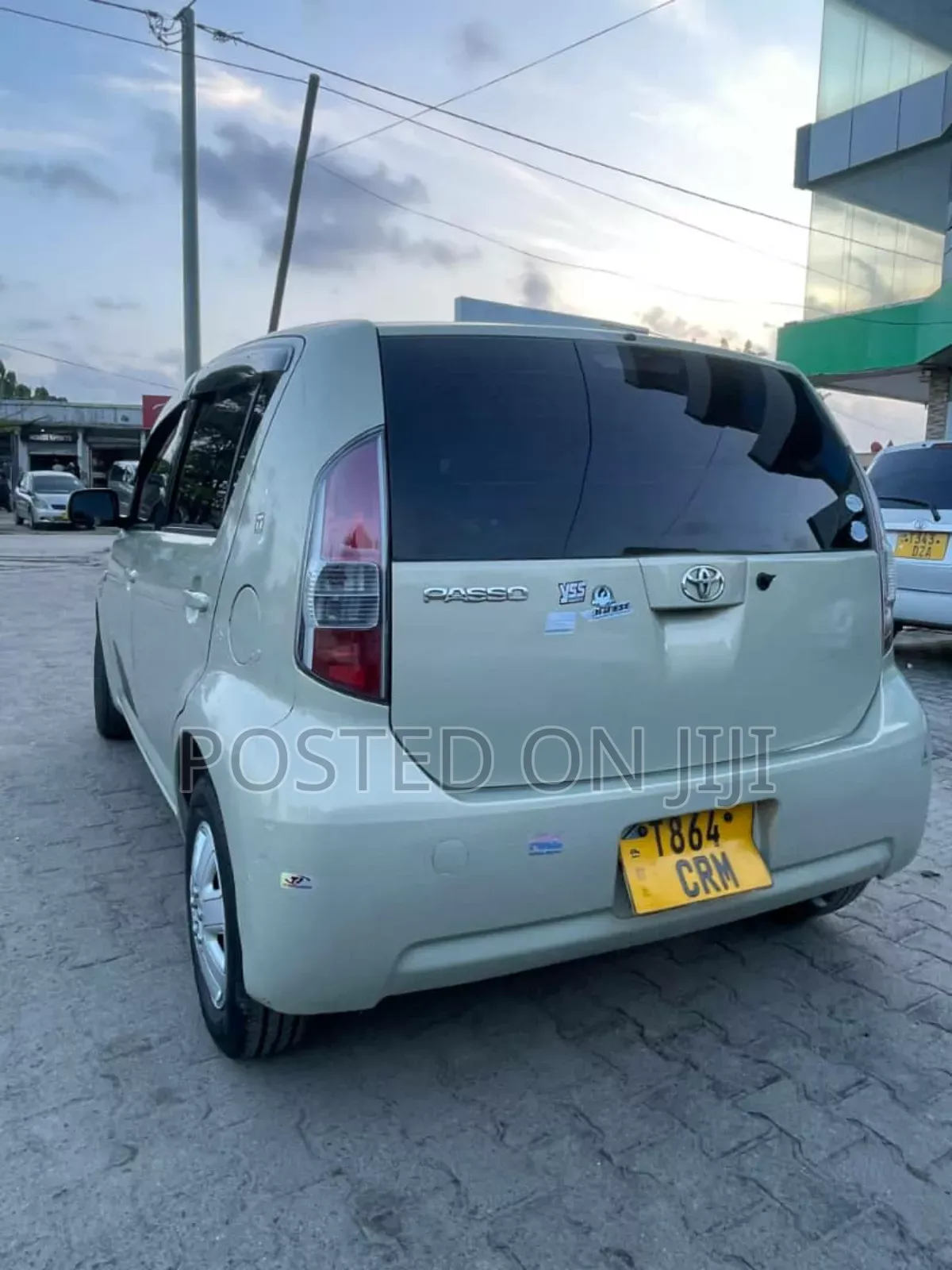 Toyota Passo 2004 Silver