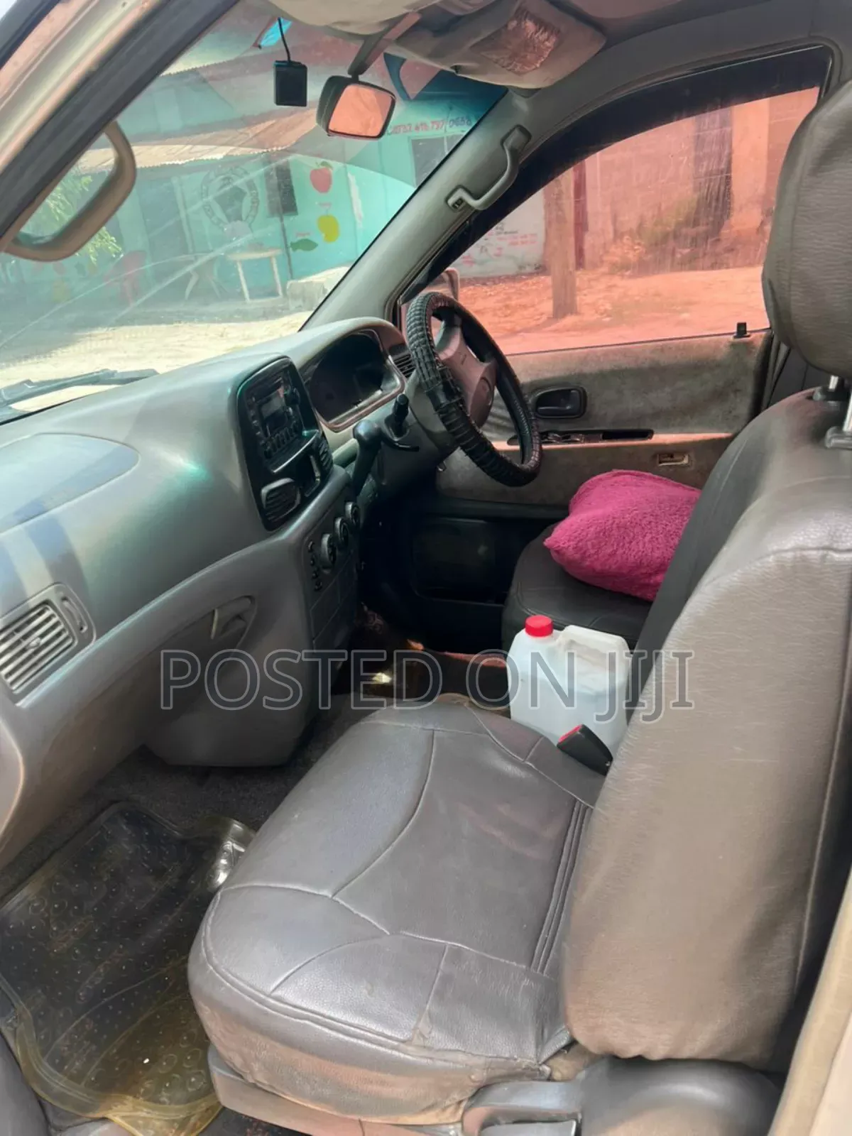 Toyota Noah 2005 Silver