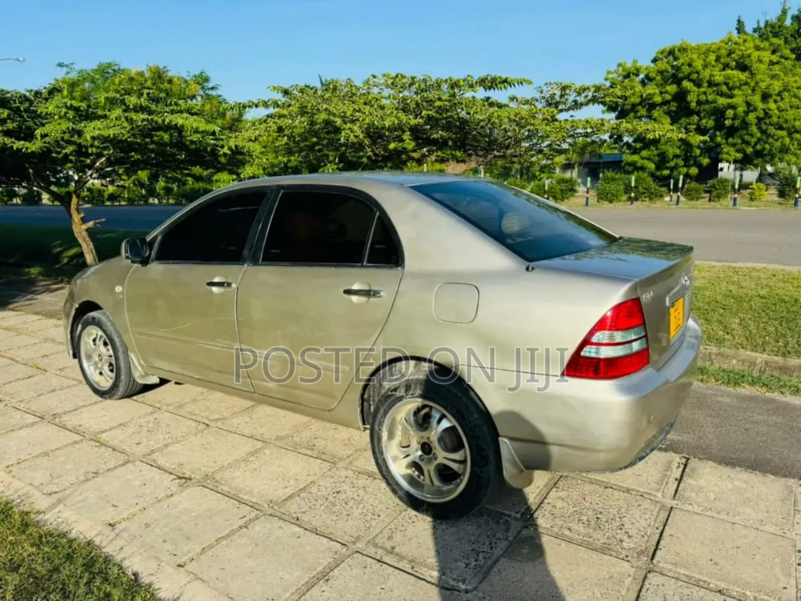 Toyota Corolla 2000 Silver