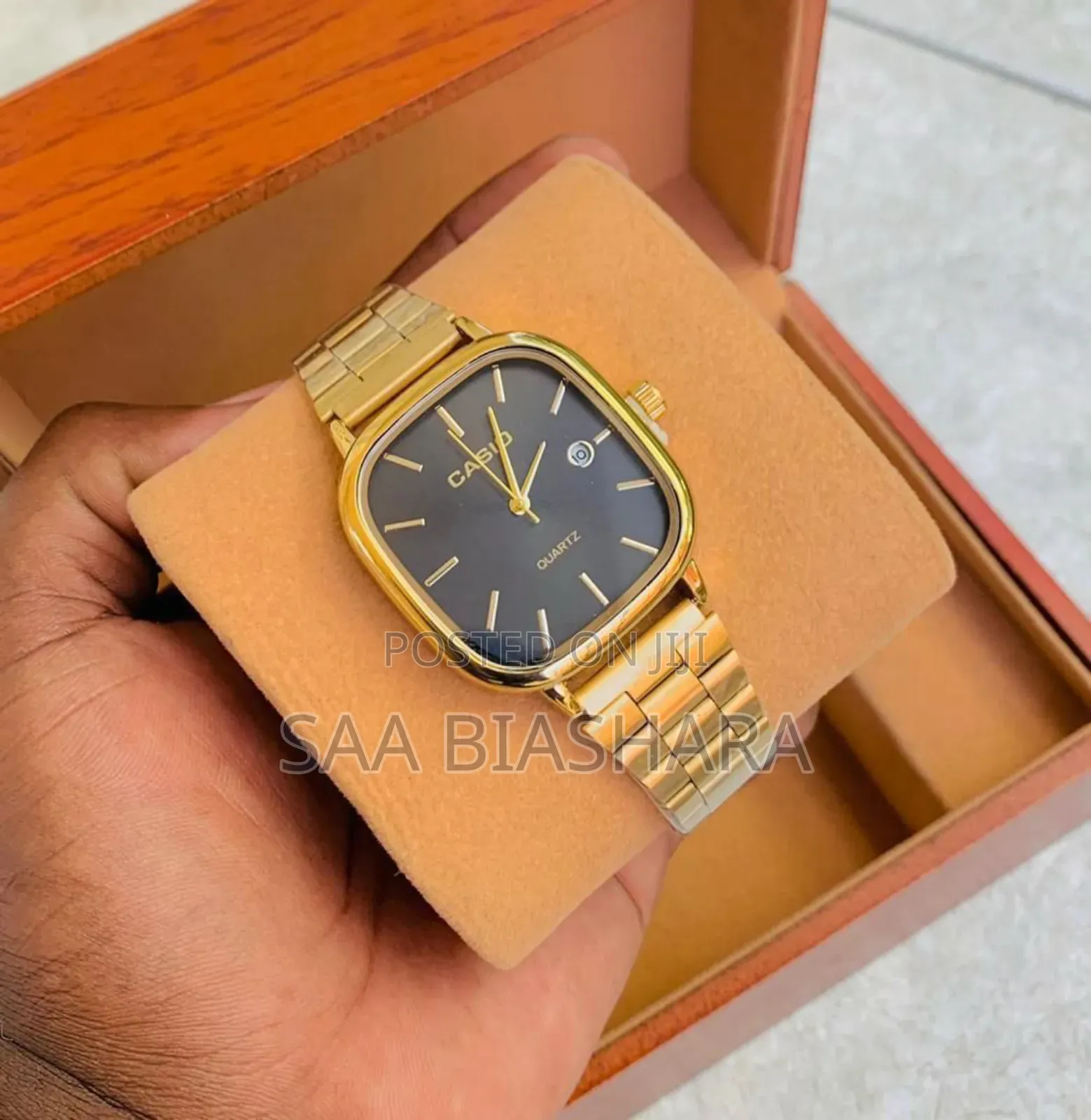 Casio Nyeusi Na Gold