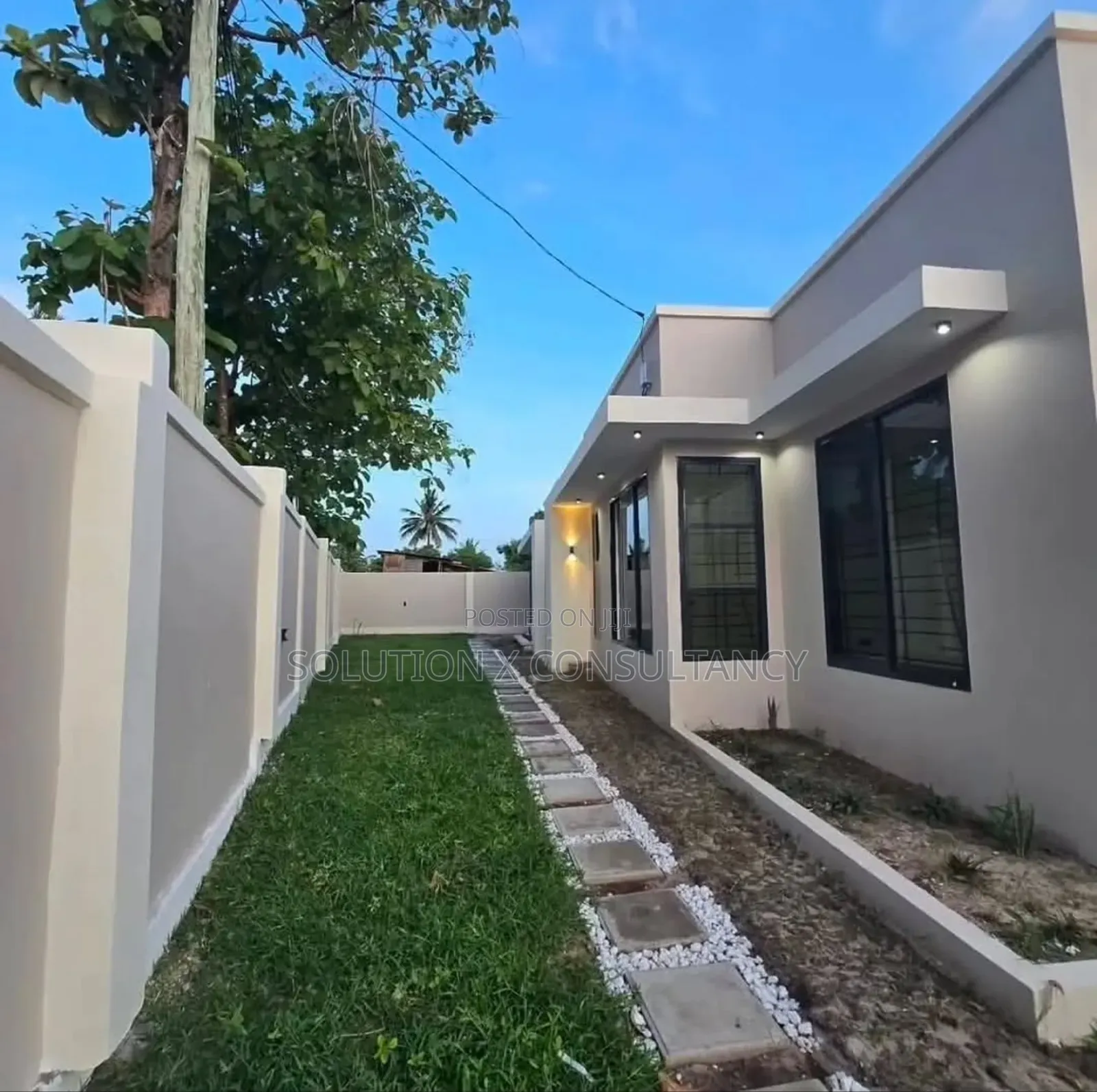 3bdrm House in Goba for sale