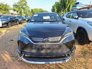 Photo - Toyota Harrier 2023 Black