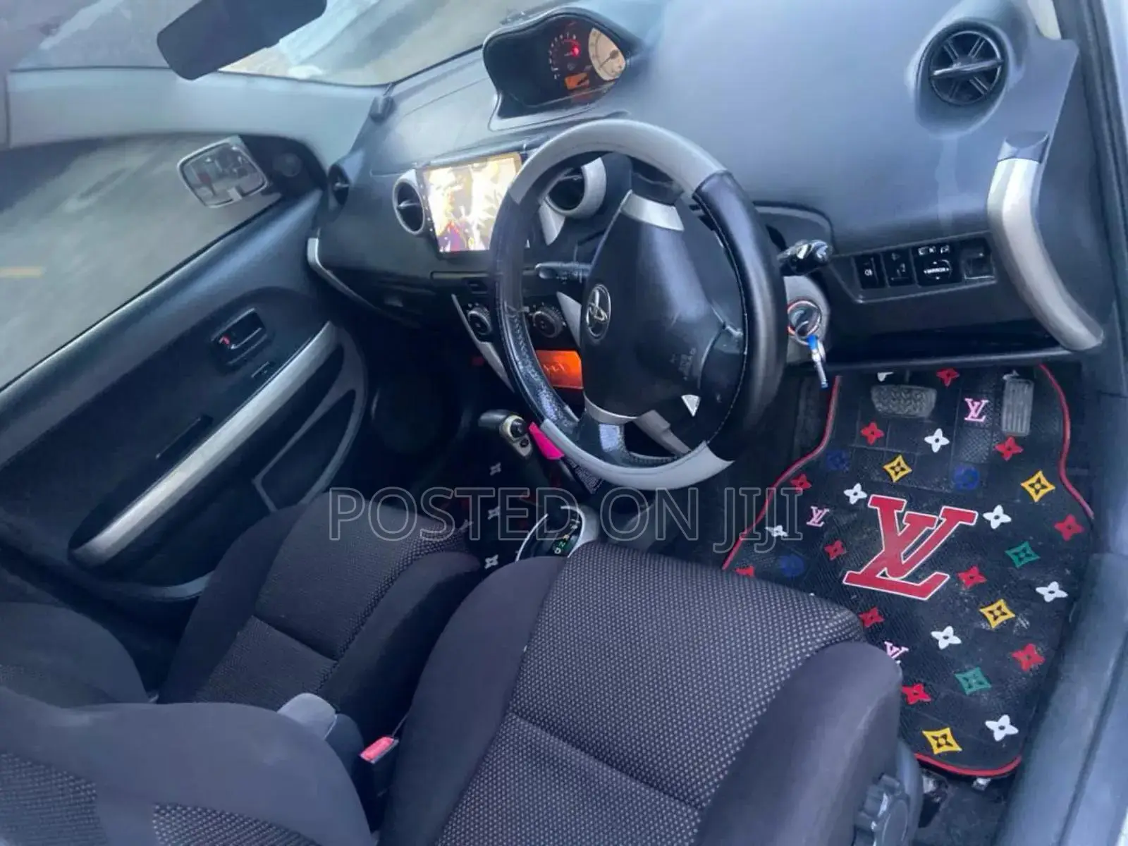 Toyota IST 2005 Silver