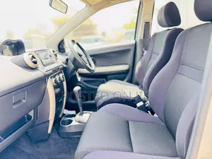 Toyota IST 2003 Silver