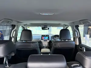 Toyota Land Cruiser Prado 2.8 2020 Gold