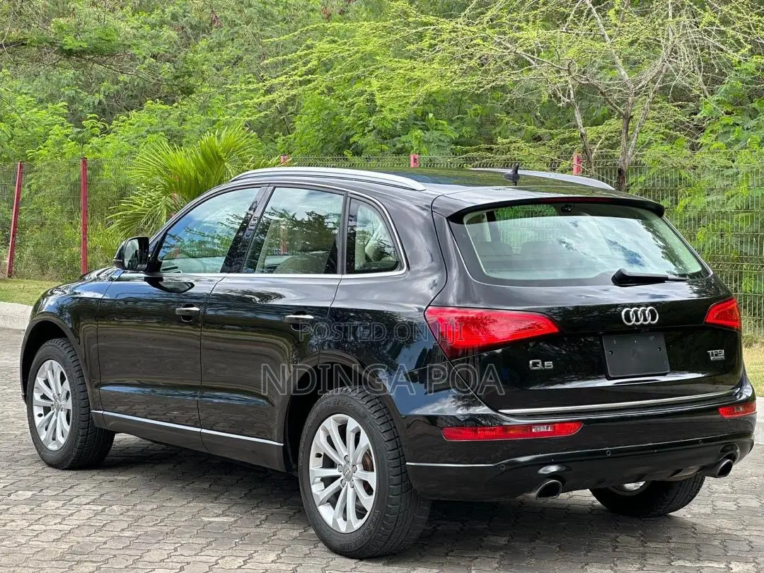 Audi Q5 2015 Black