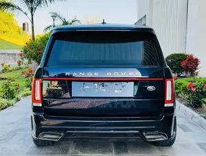 Land Rover Range Rover Vogue 2023 Blue