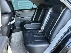 Toyota Crown 2006 Black