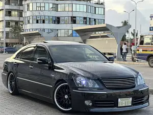 Toyota Crown 2006 Black