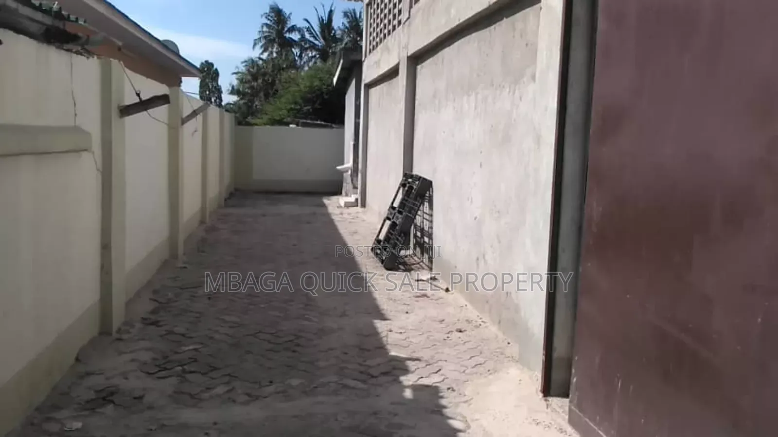 Godown Area SQM SIZE 600 for Rent at Mikocheni ITV