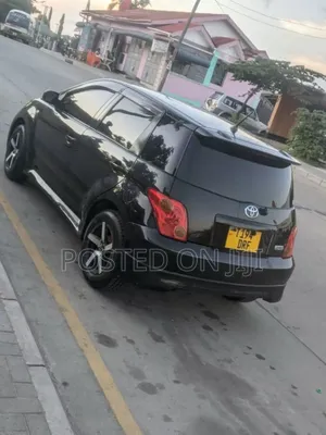 Toyota IST 2005 Black