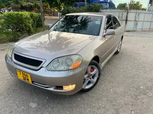 Toyota Mark II 2004 Gold