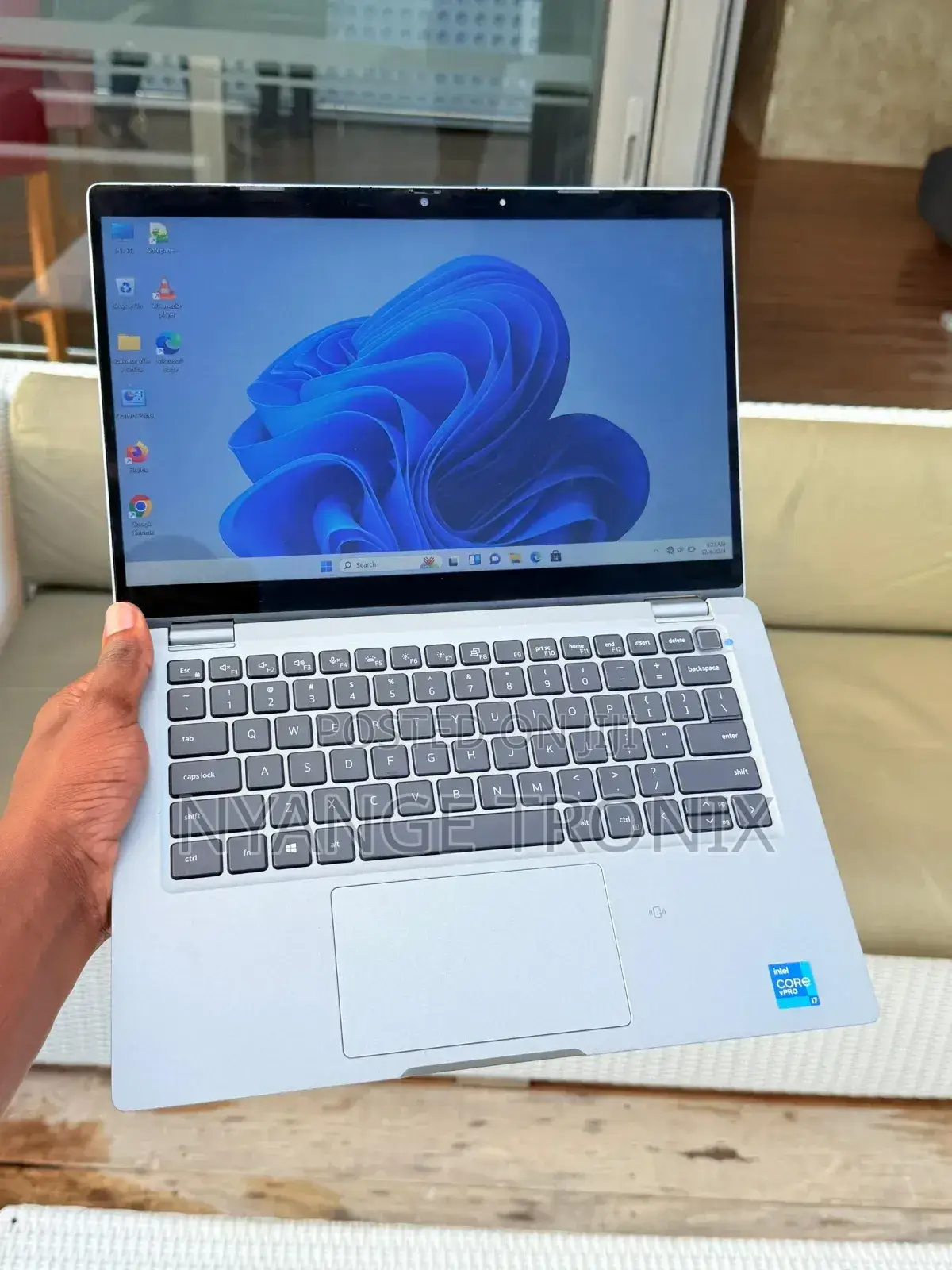 Laptop Dell Latitude 5320 16GB Intel Core I7 SSD 512GB