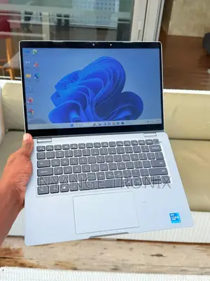Laptop Dell Latitude 5320 16GB Intel Core I7 SSD 512GB