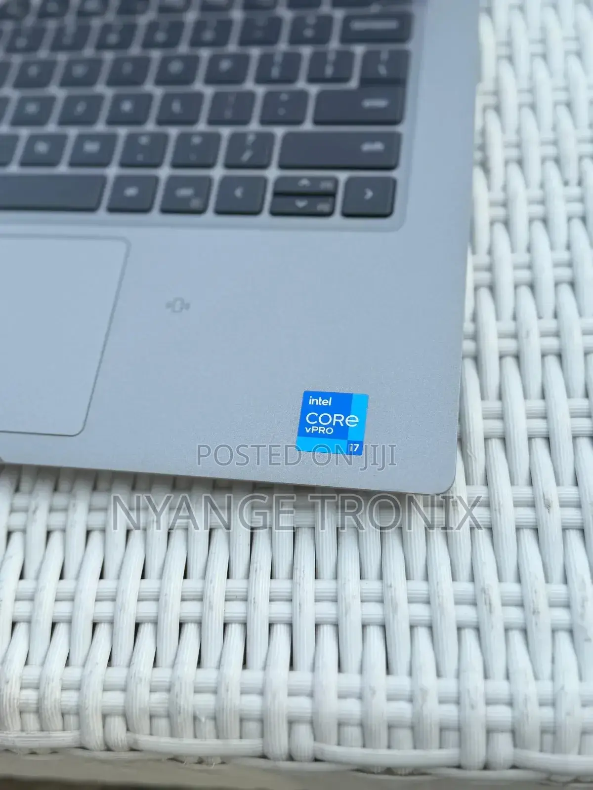 Laptop Dell Latitude 5320 16GB Intel Core I7 SSD 512GB