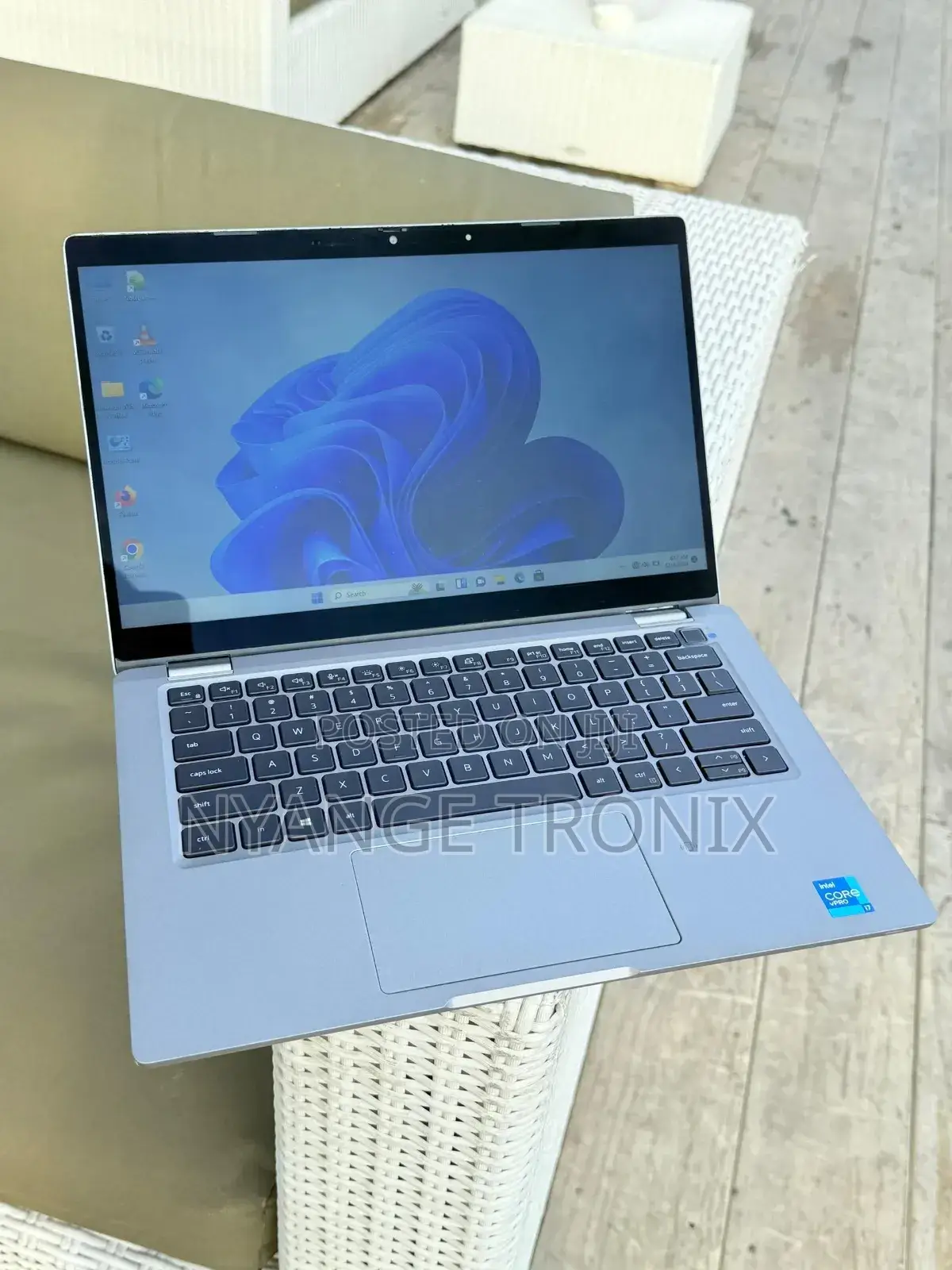 Laptop Dell Latitude 5320 16GB Intel Core I7 SSD 512GB