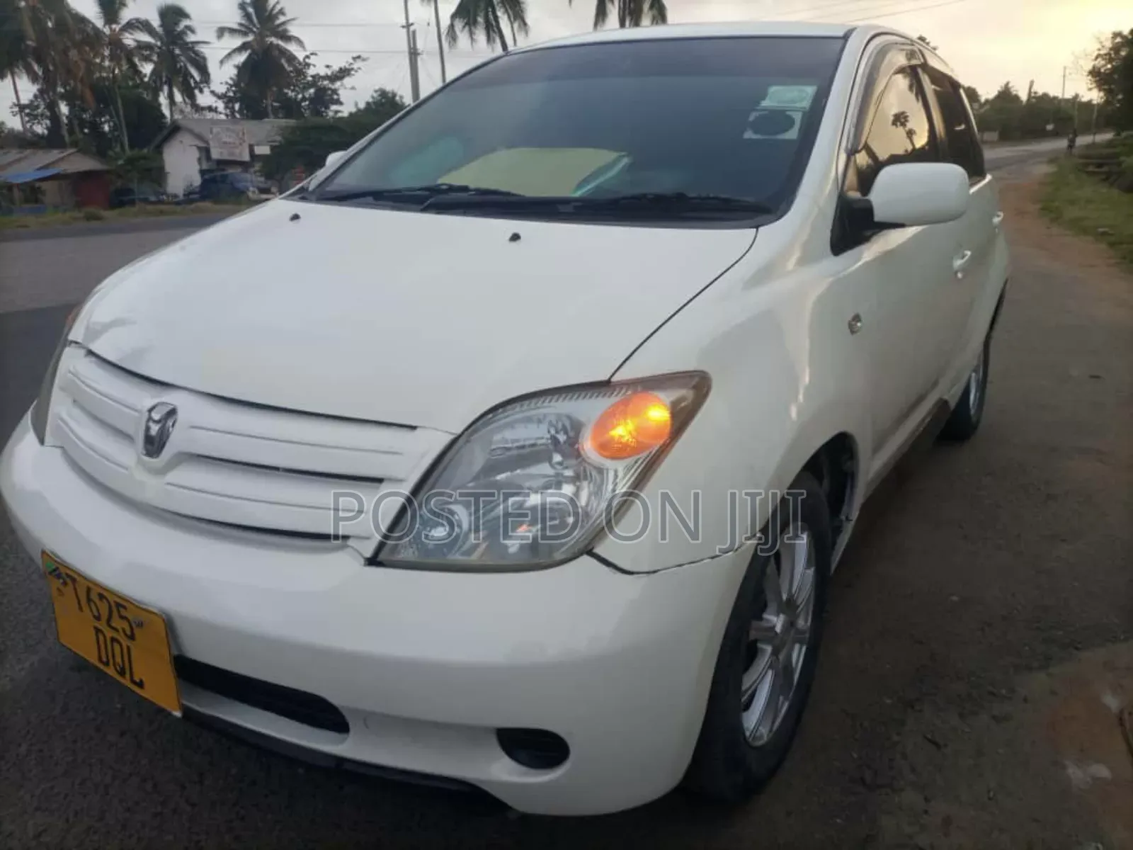 Toyota IST 2005 White