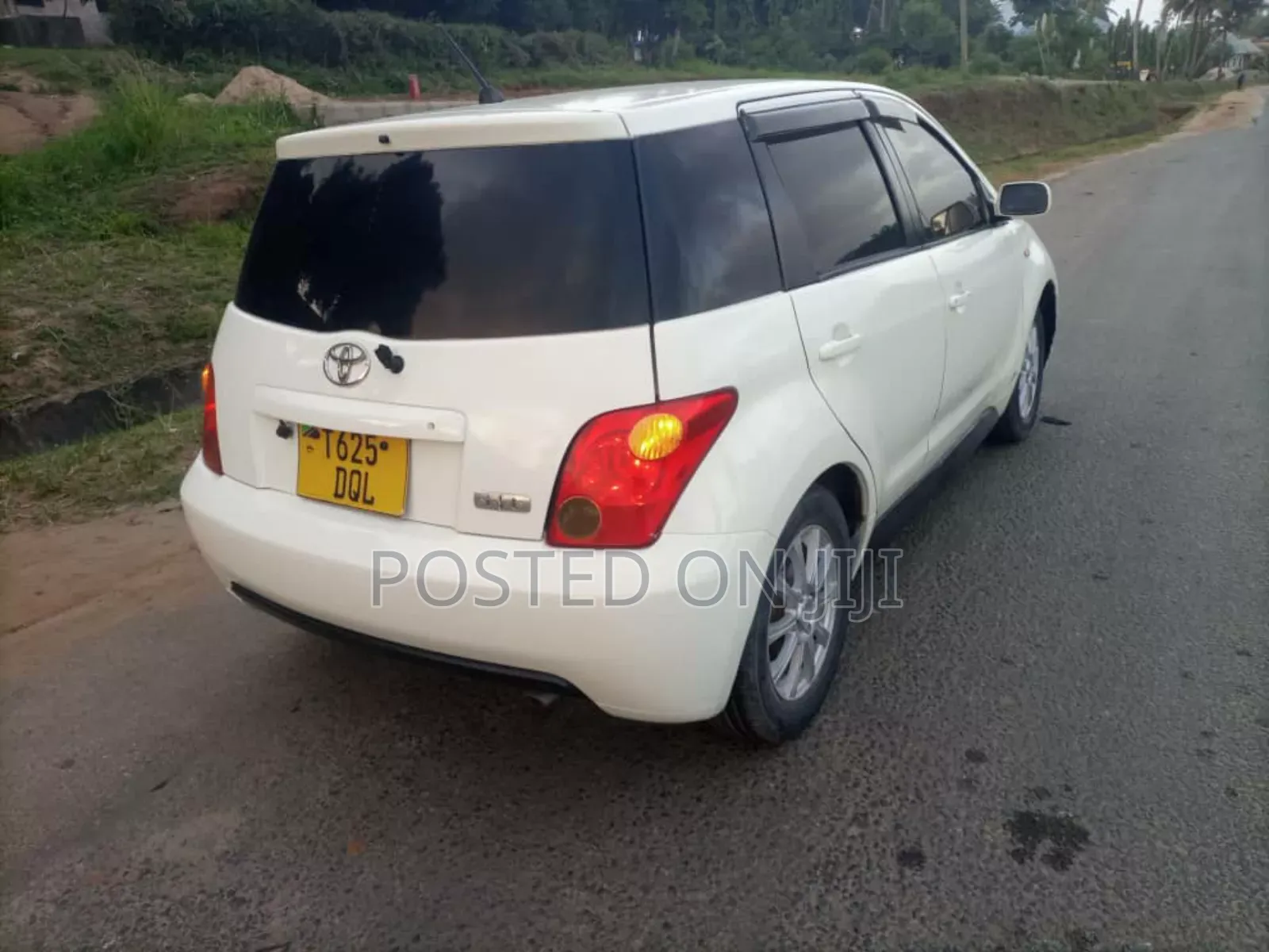 Toyota IST 2005 White