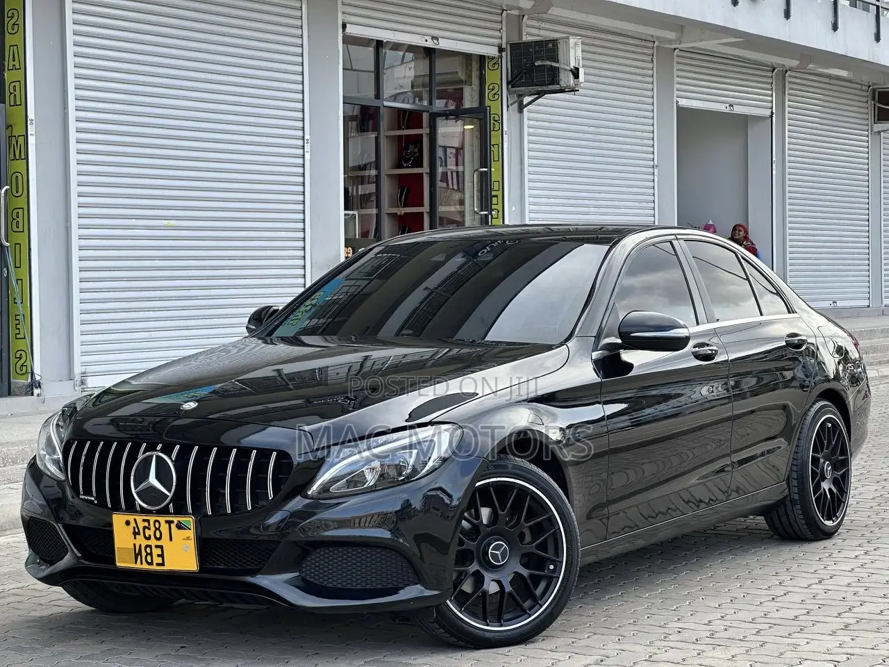 Mercedes-Benz C180 2014 Black