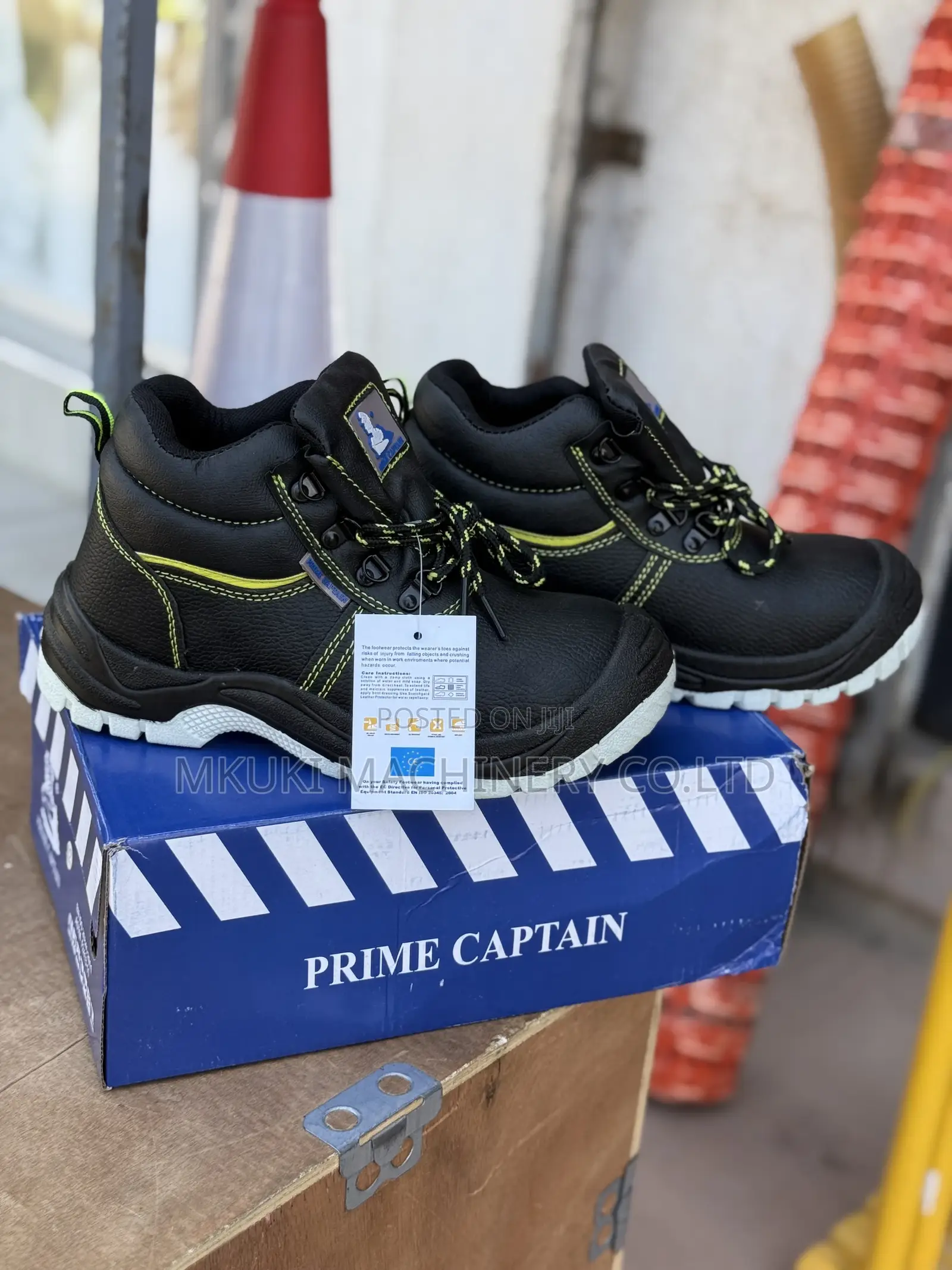 Prime Captain Safety Boot Black Colour
