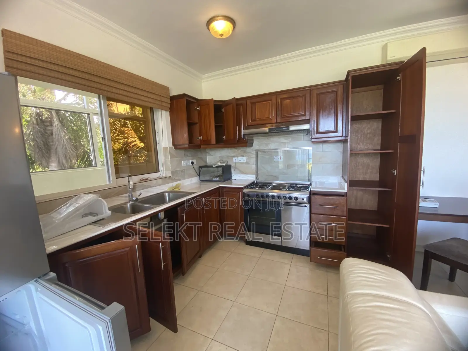 Furnished 2bdrm Apartment in Masaki, Kinondoni for rent