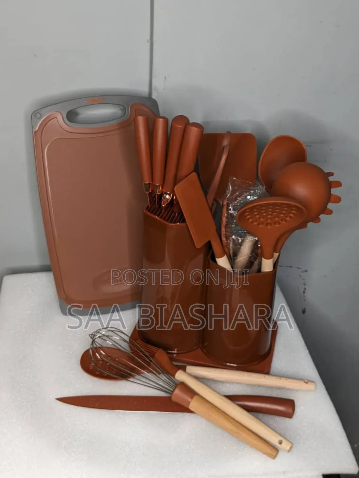 Kitchenware Set Brown