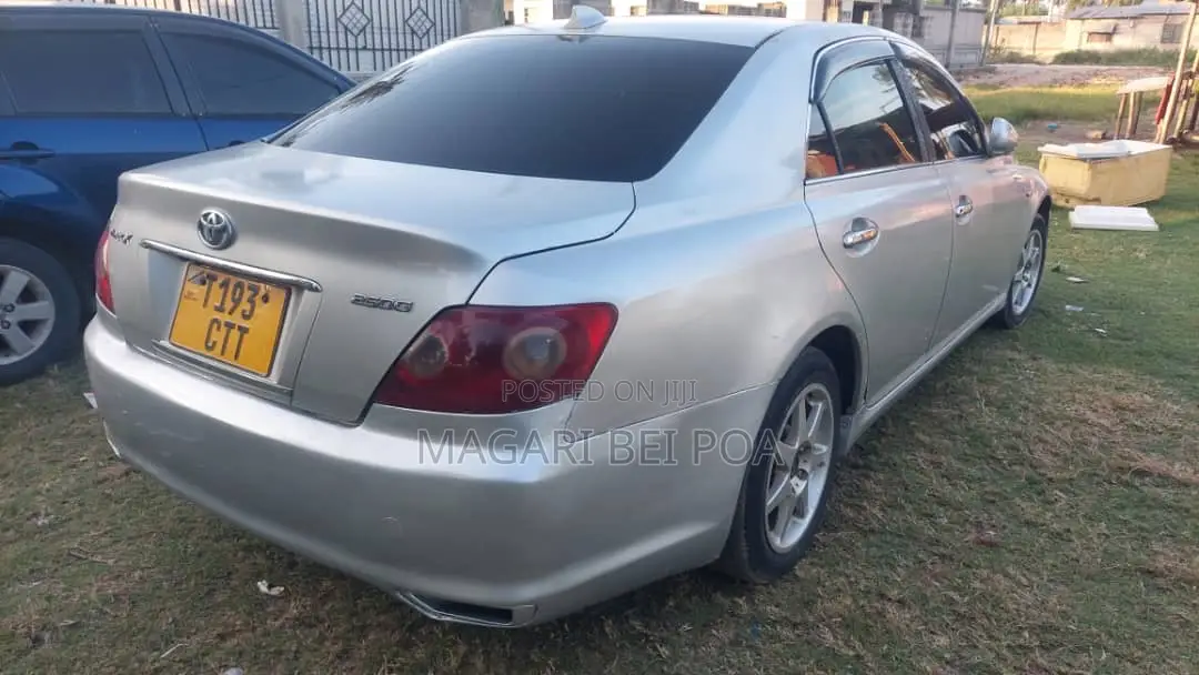 Toyota Mark X 2004 Silver