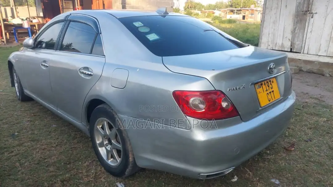 Toyota Mark X 2004 Silver