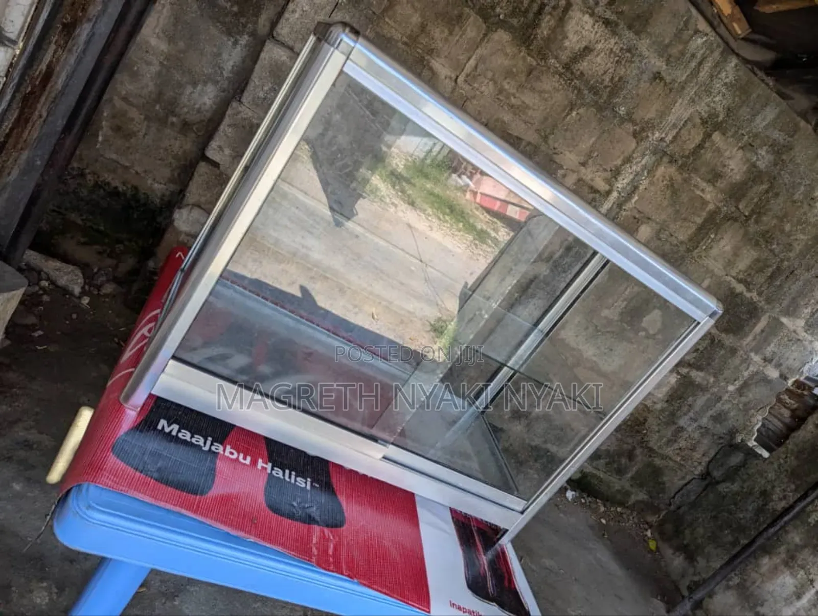 Kabati La Aluminum