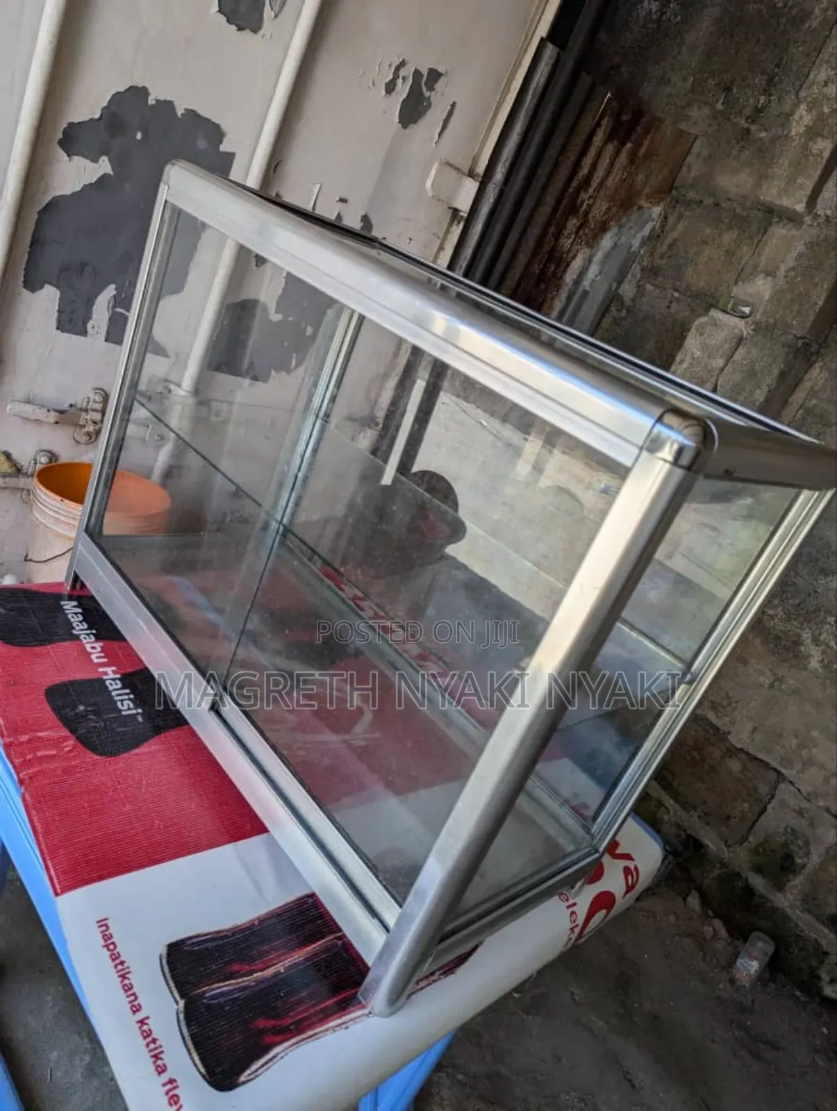 Kabati La Aluminum