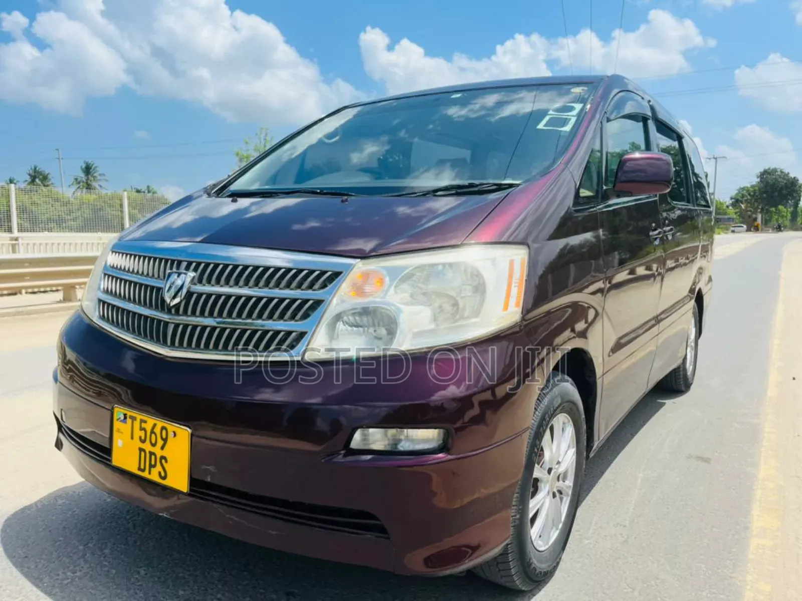 Toyota Alphard 2005 Red