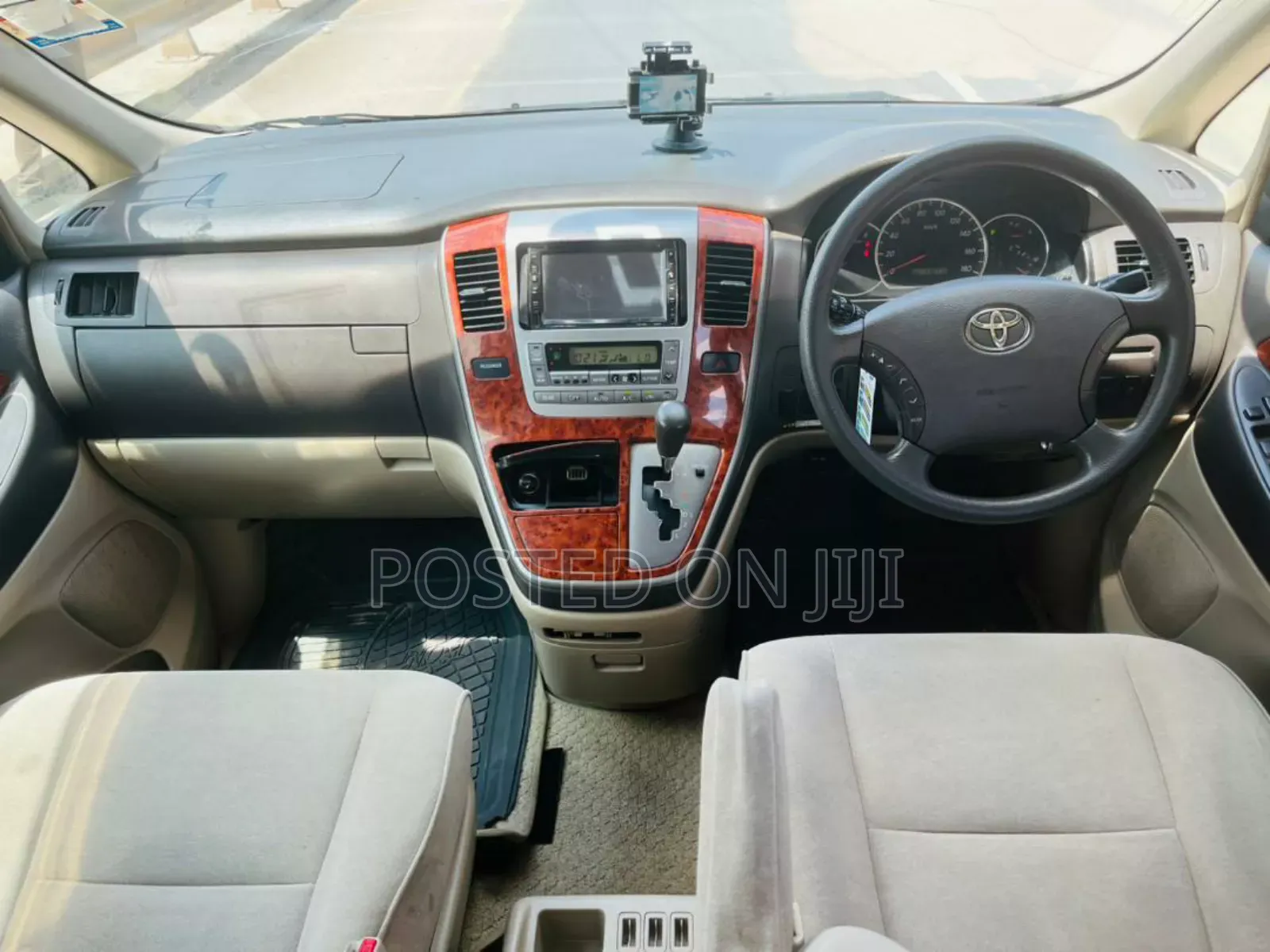 Toyota Alphard 2005 Red