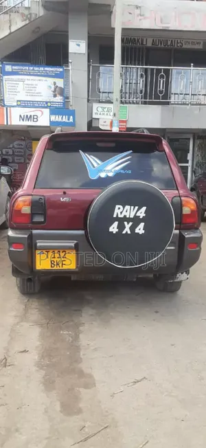 Toyota RAV4 2004 Red