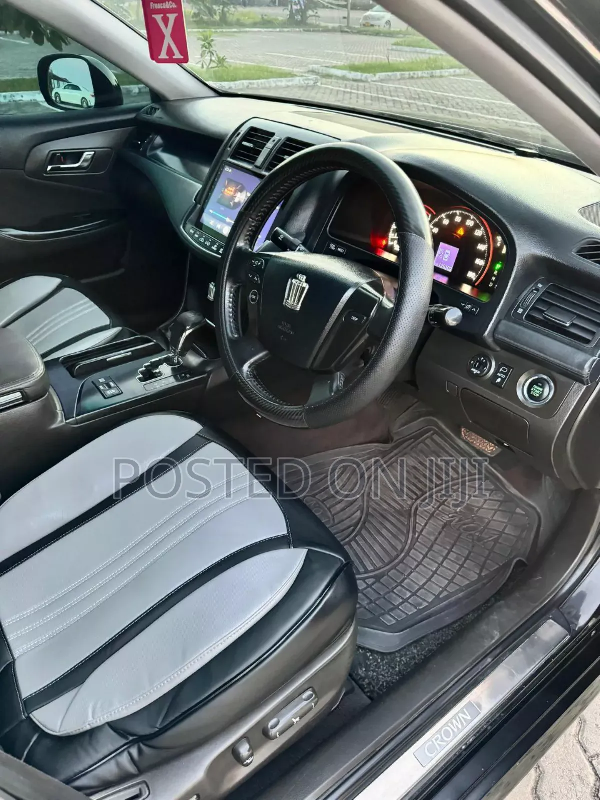 Toyota Crown Royale 2005 Black