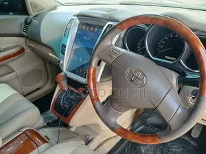 Toyota Harrier 2007 White