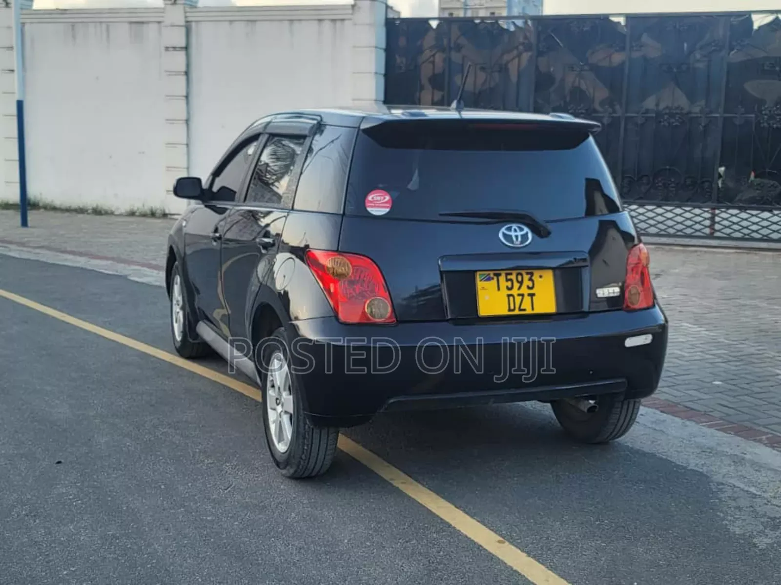 Toyota IST 2005 Blue