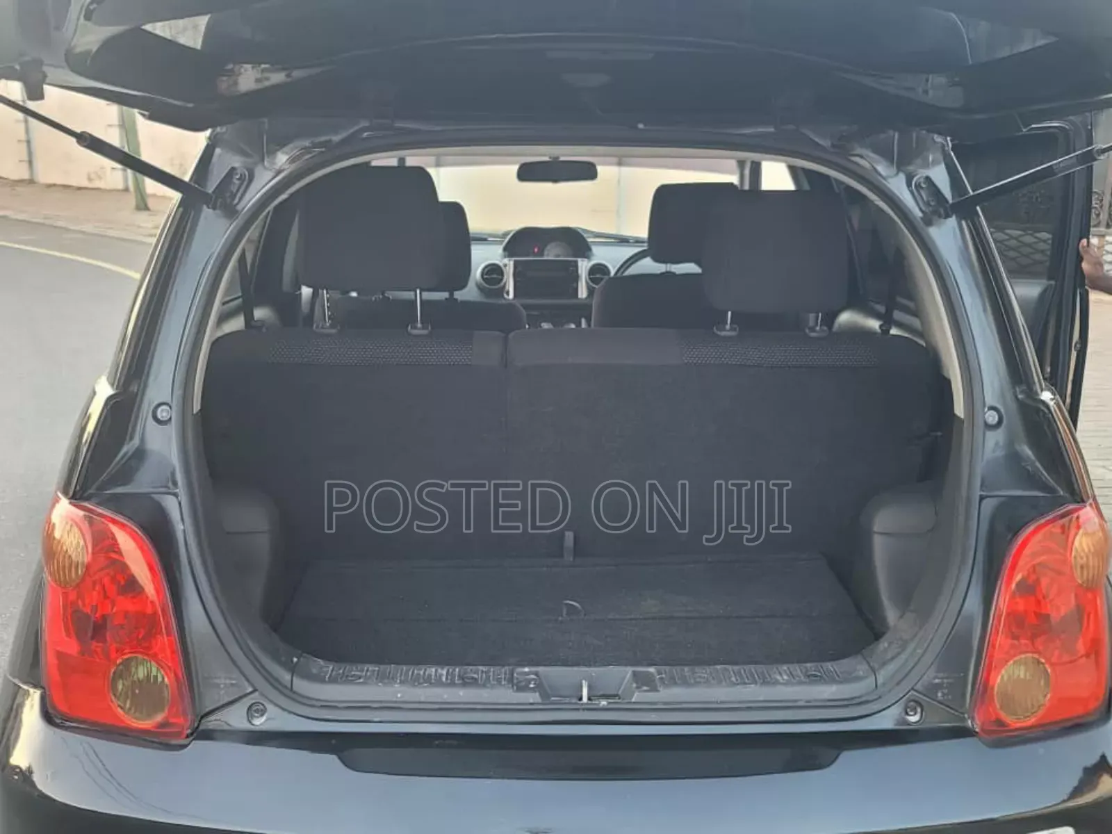 Toyota IST 2005 Blue