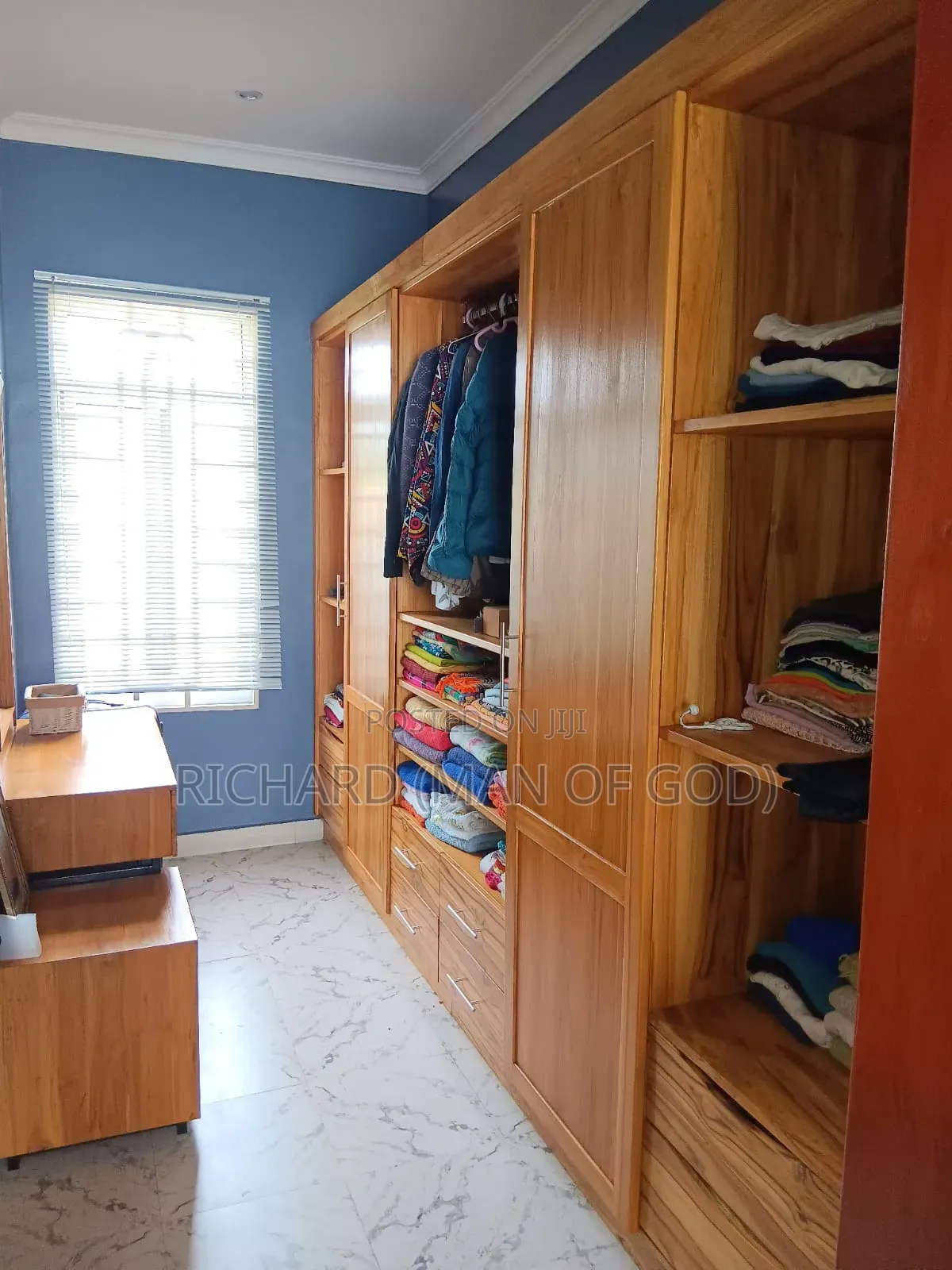 Furnished 2bdrm House in Central Business Area for rent