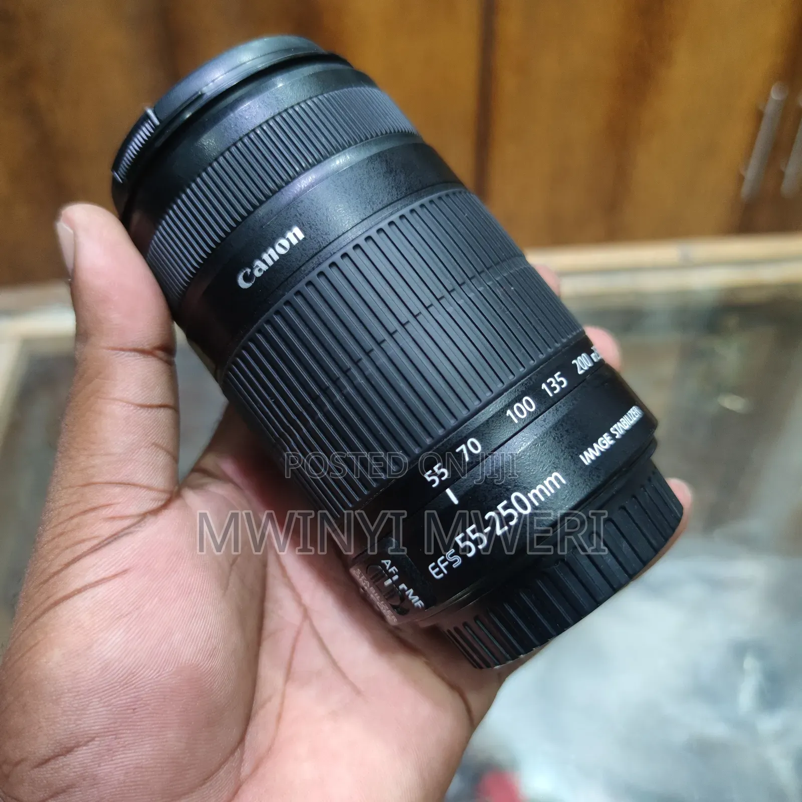 Canon EF-S 55-250mm F/4-5.6 IS II Len