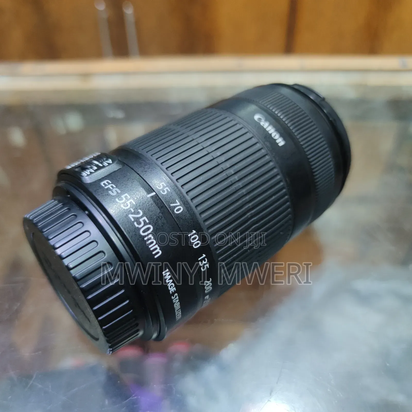 Canon EF-S 55-250mm F/4-5.6 IS II Len