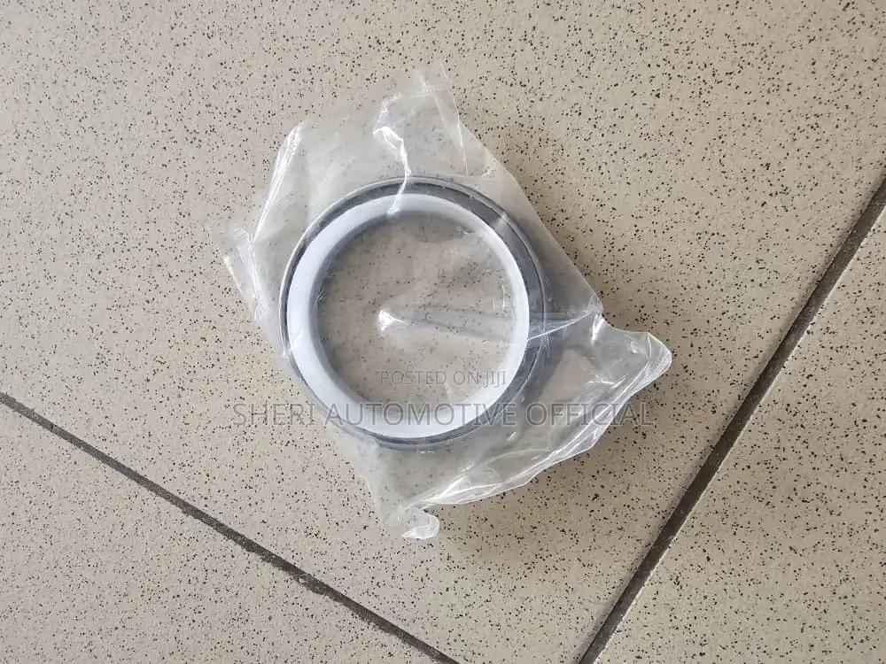 Cummins 6bt Crankshaft Oil Seal