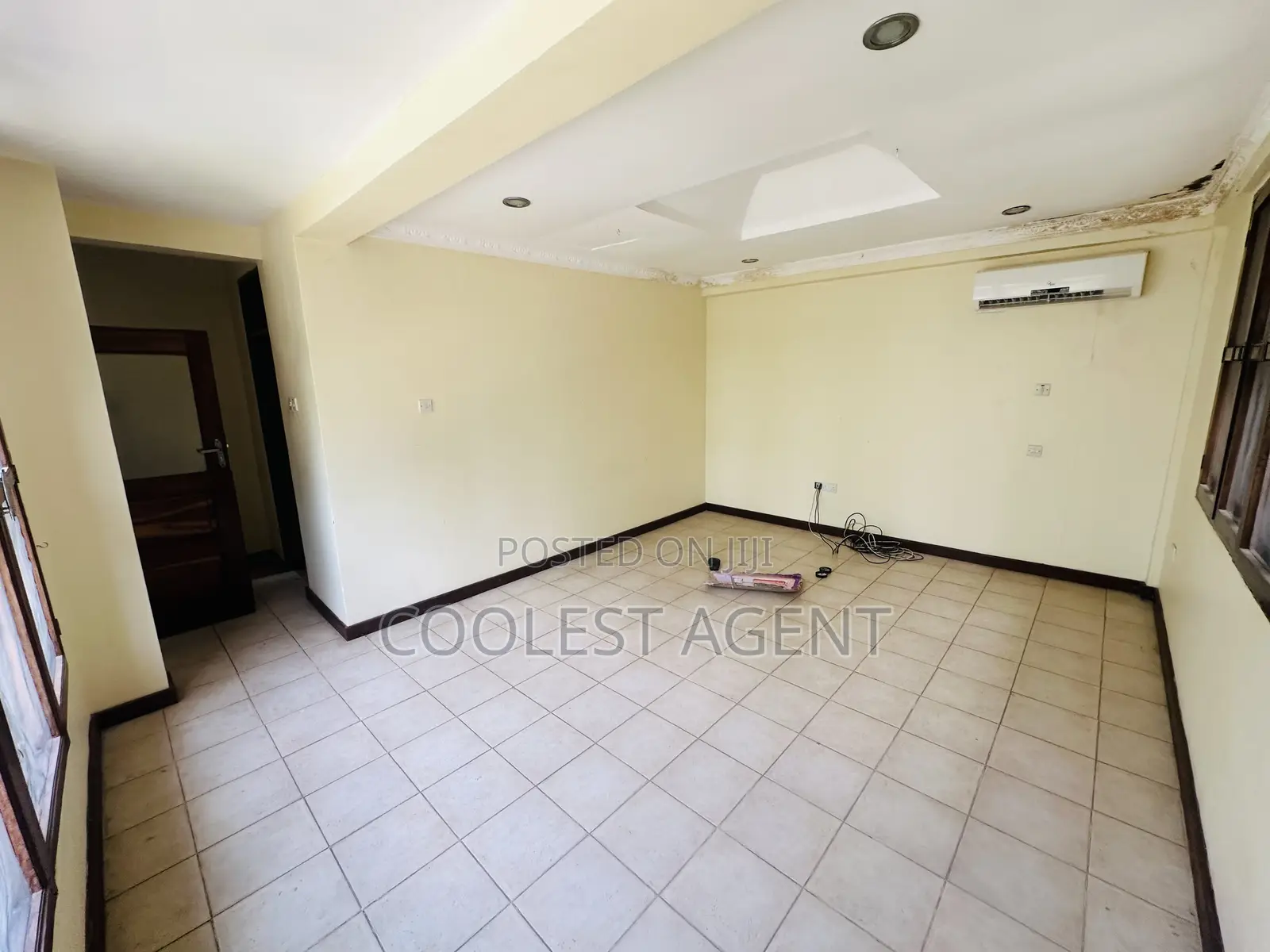 5bdrm Duplex in Mbezibeach, Kinondoni for rent
